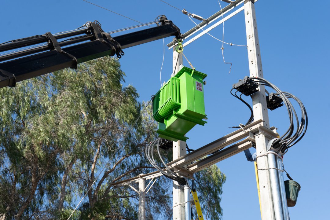/cge-y-tusan-lanzan-innovador-proyecto-e-instalan-primeros-transformadores-1