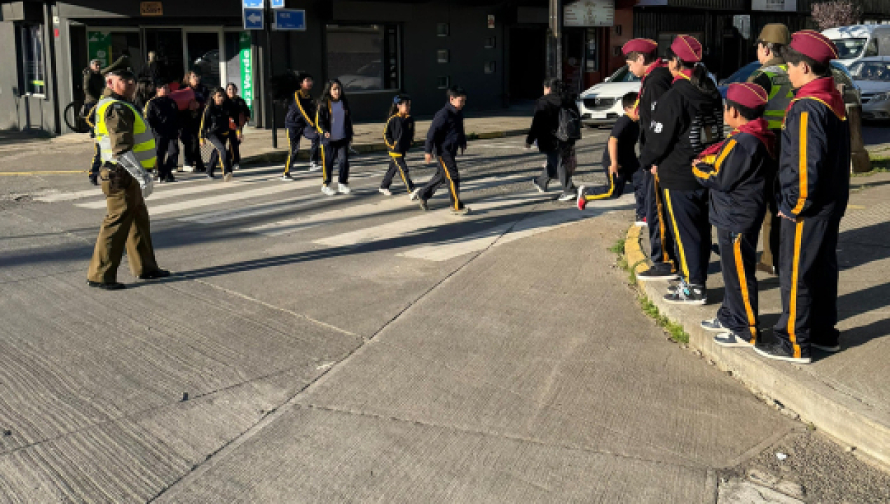 /brigada-escolar-retoma-sus-funciones-junto-a-carabineros-de-chile