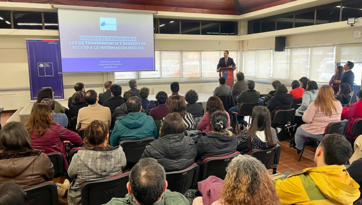/servicio-de-salud-arauco-participo-en-jornada-de-capacitacion-sobre-ley-de