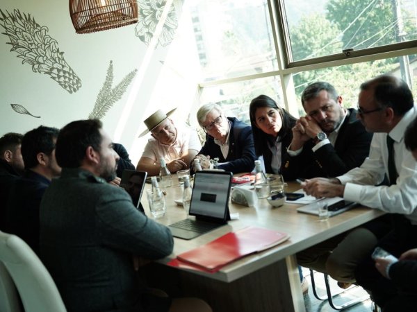 Alcaldes preocupados por SLEP