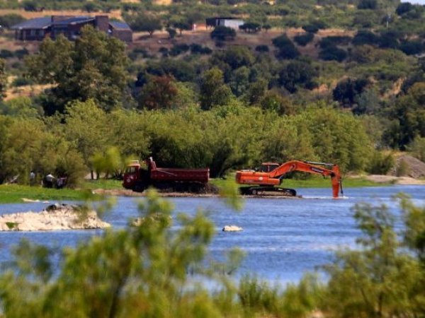 Fiscalía confirma que patente hallada en río pertenece a concejala desaparecida